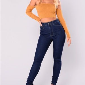 High waisted jeans